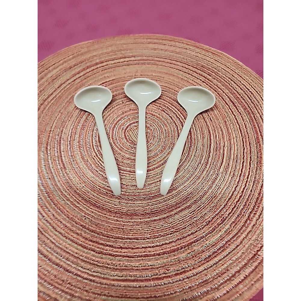 Vintage Tupperware Condiment Spoons/Ladles Set Of 3 #872 In Almond Beige 1970's